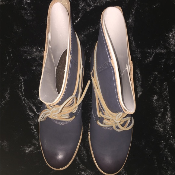 TIMBERLAND Savin Hill 3 Eye Lace Up Bootie - Picture 3 of 6